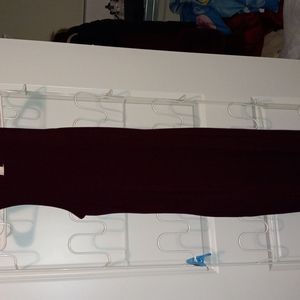 Maroon dress below knee